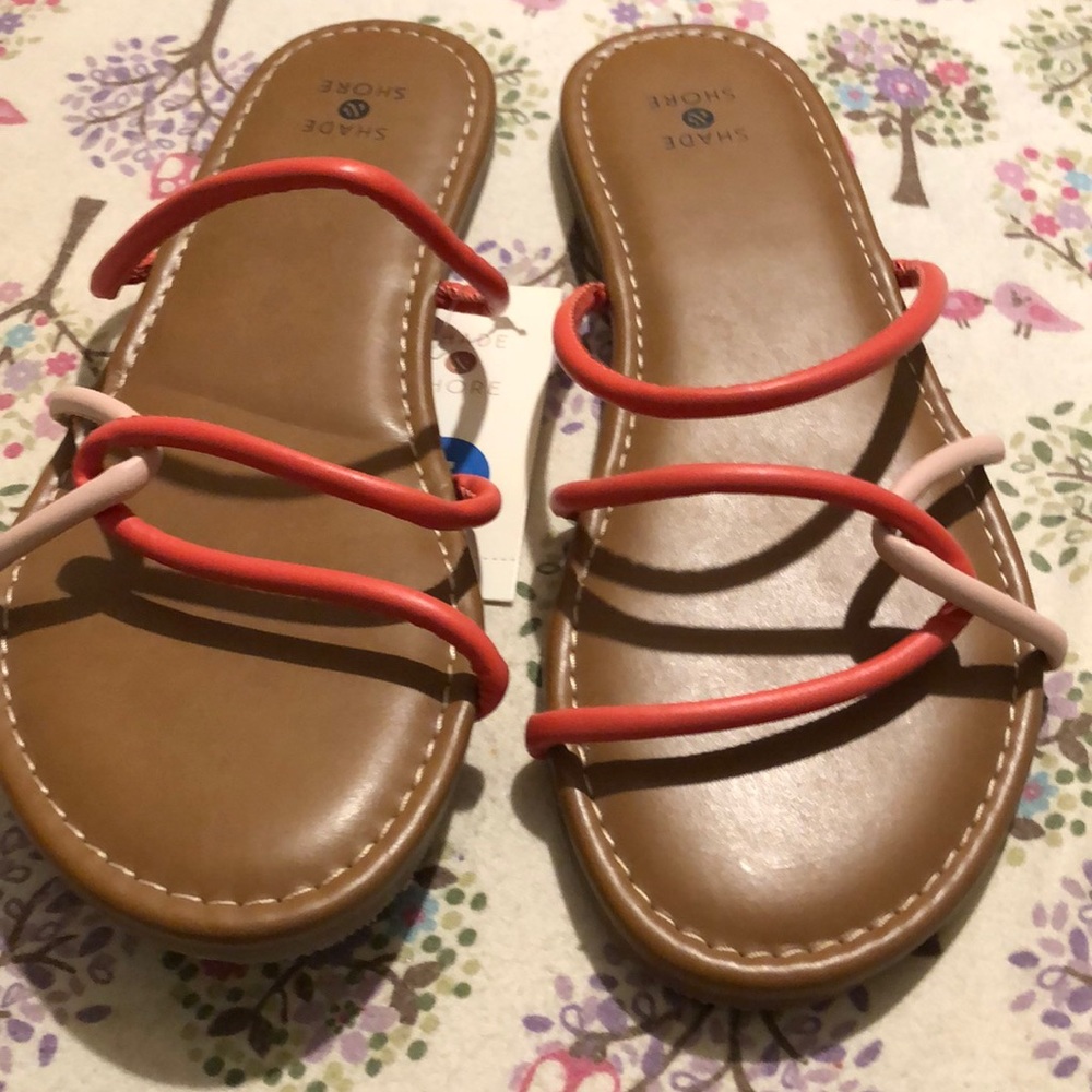 New with tags. Shade and Shore women sandals.
